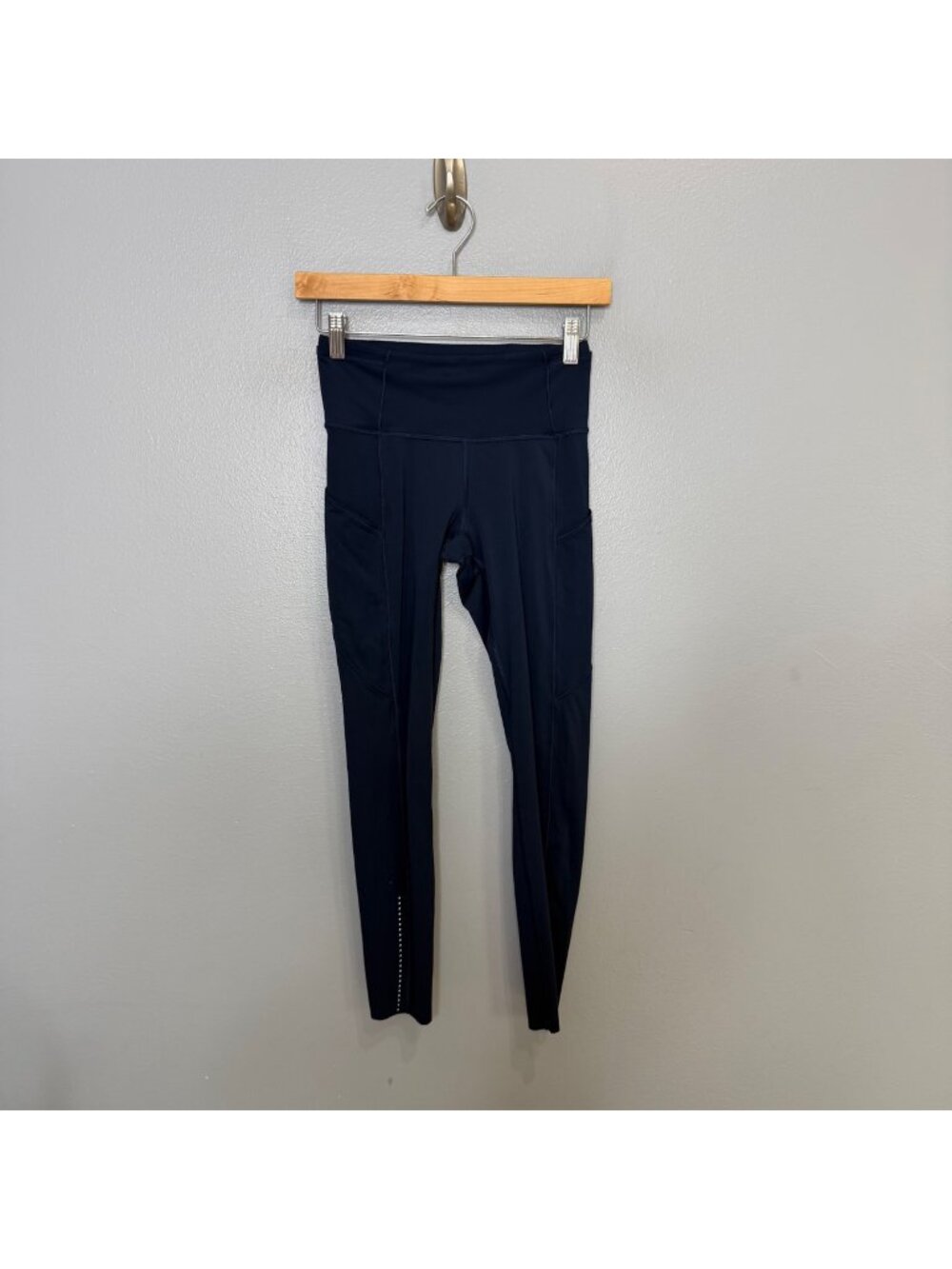 LULULEMON Fast & Free 7/8 Tight II Nulux 25" in True Navy size 4